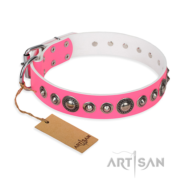 Leather dog collar made of reliable material with reliable hardware