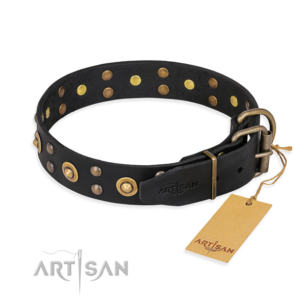 Rust resistant fittings on genuine leather collar for your impressive doggie