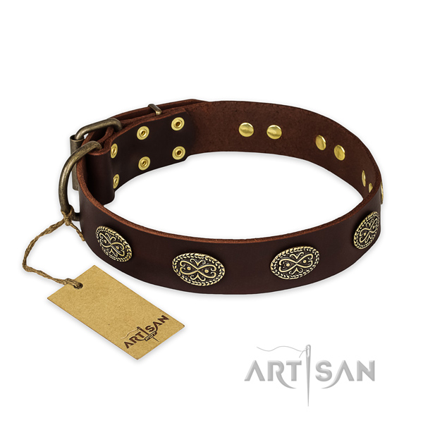 Top quality genuine leather dog collar with rust resistant buckle