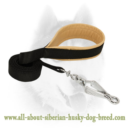 Nylon Siberian Husky Leash with Nappa Padded Handle - Click Image to Close