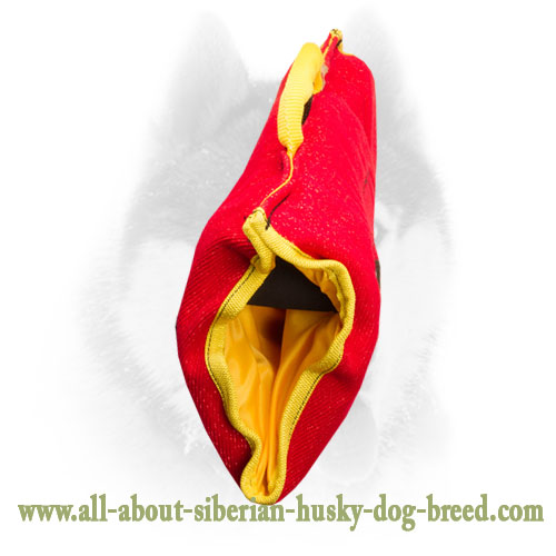 Siberian Husky Puppy sleeve made of strong yet safe for your dog french linen