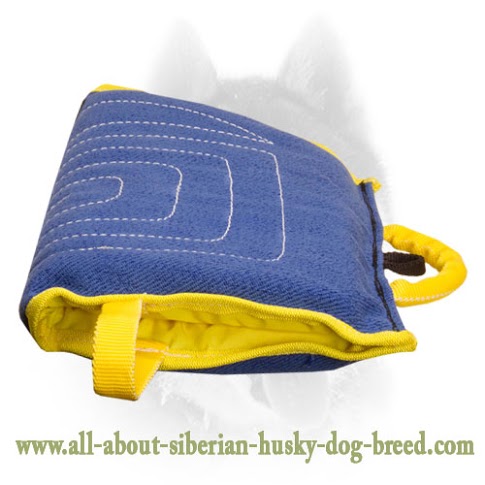 Siberian Husky bite sleeve made of French linen with handle