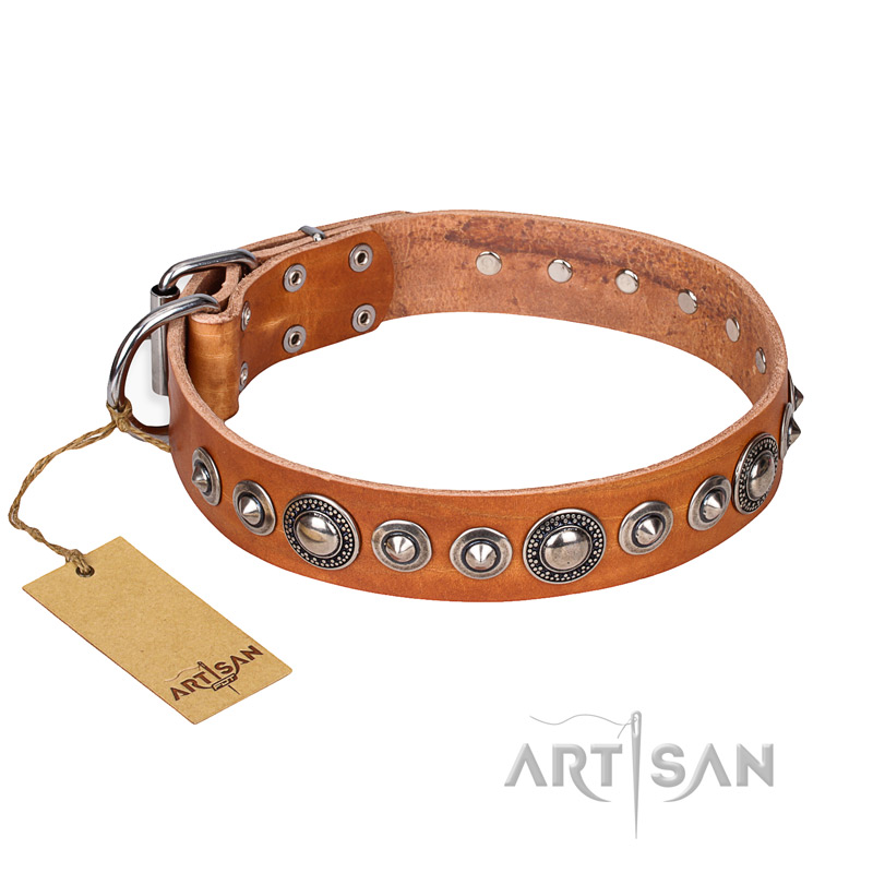 "Daily Chic" FDT Artisan Tan Leather Siberian Husky Collar with Decorations - Click Image to Close